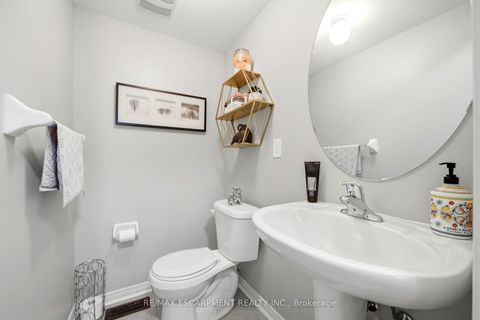 Photo 17 at 73 Ted Wray Circle, CFB, Toronto