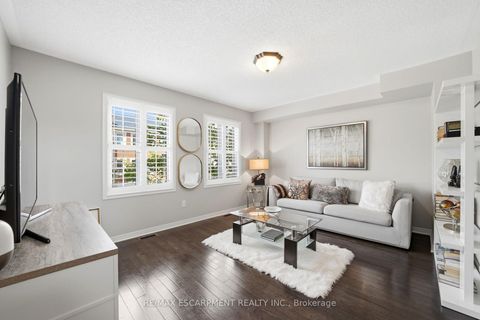 Photo 25 at 73 Ted Wray Circle, CFB, Toronto
