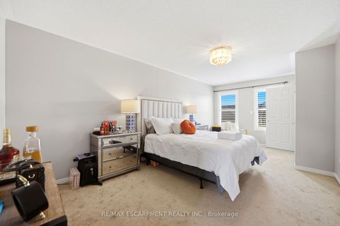 Photo 32 at 73 Ted Wray Circle, CFB, Toronto
