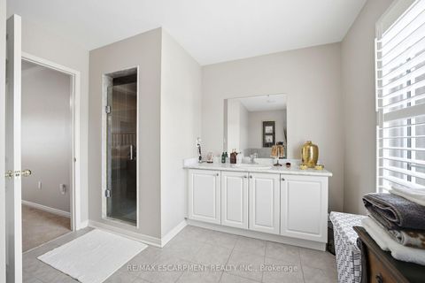 Photo 34 at 73 Ted Wray Circle, CFB, Toronto