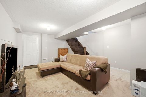 Photo 37 at 73 Ted Wray Circle, CFB, Toronto