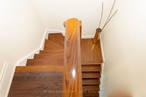 Photo 10 at 68 Carron Avenue, Maple, Vaughan