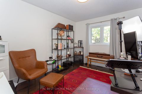 Photo 14 at 68 Carron Avenue, Maple, Vaughan