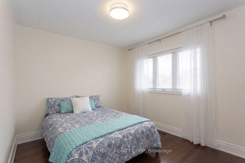 Photo 15 at 68 Carron Avenue, Maple, Vaughan