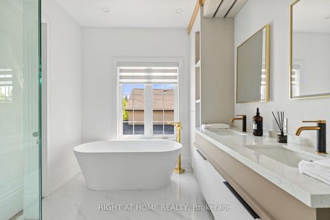 Photo 25 at 33 Thorndale Avenue, Kingsway South, Toronto