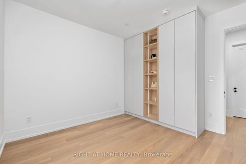 Photo 27 at 33 Thorndale Avenue, Kingsway South, Toronto