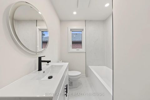 Photo 13 at 1008 Kennedy Road, Dorset Park, Toronto