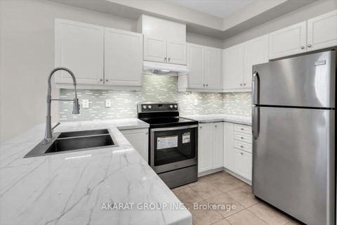 Photo 8 at 37 Poetry Drive N, Vellore Village, Vaughan