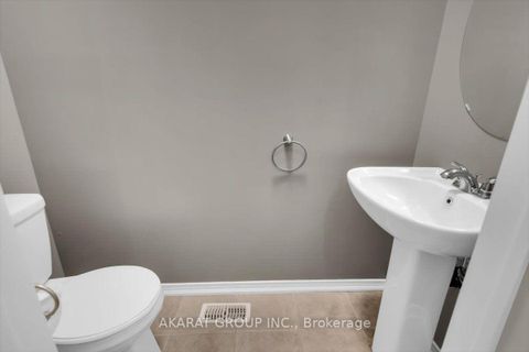 Photo 9 at 37 Poetry Drive N, Vellore Village, Vaughan