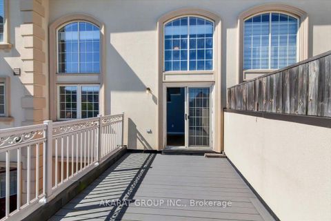 Photo 15 at 37 Poetry Drive N, Vellore Village, Vaughan