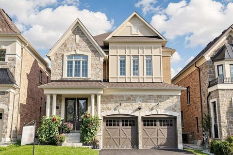 Photo 1 at 211 Touch Gold Crescent, Bayview Southeast, Aurora