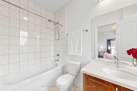 Photo 42 at 211 Touch Gold Crescent, Bayview Southeast, Aurora