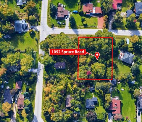 Photo 2 at 1052 Spruce Road, Rural Innisfil, Innisfil