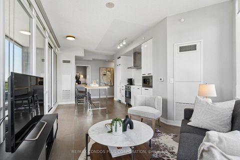 Photo 7 at N405 - 120 Bayview Avenue, Waterfront Communities C8, Toronto