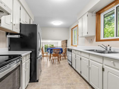 Photo 6 at 162 Bathgate Drive, Centennial Scarborough, Toronto