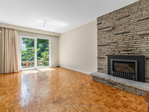 Photo 10 at 162 Bathgate Drive, Centennial Scarborough, Toronto