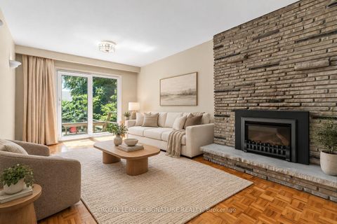 Photo 11 at 162 Bathgate Drive, Centennial Scarborough, Toronto