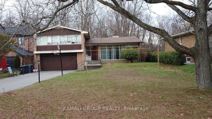 Photo 3 at 117 Citation Drive, Bayview Village, Toronto
