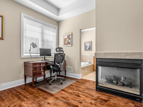 Photo 29 at 161 Townsgate Drive, Yorkhill, Vaughan