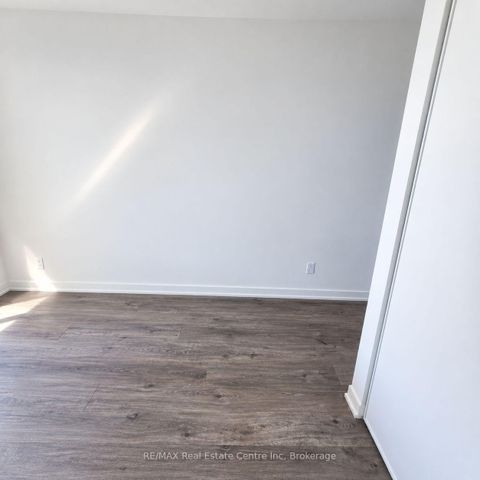 Photo 20 at 328 - 285 Dufferin Street, South Parkdale, Toronto