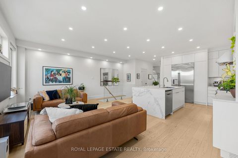 Photo 11 at 95 Boardwalk Drive, The Beaches, Toronto