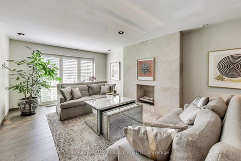 Photo 6 at 103 Vesta Drive, Forest Hill South, Toronto