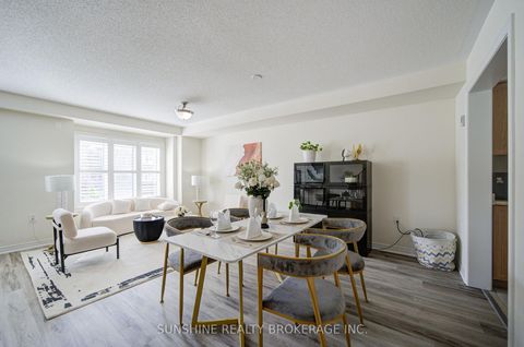 Photo 16 at 40 PRINGDALE GARDENS Circle, Eglinton East, Toronto