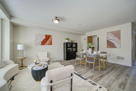 Photo 18 at 40 PRINGDALE GARDENS Circle, Eglinton East, Toronto