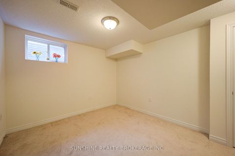 Photo 27 at 40 PRINGDALE GARDENS Circle, Eglinton East, Toronto