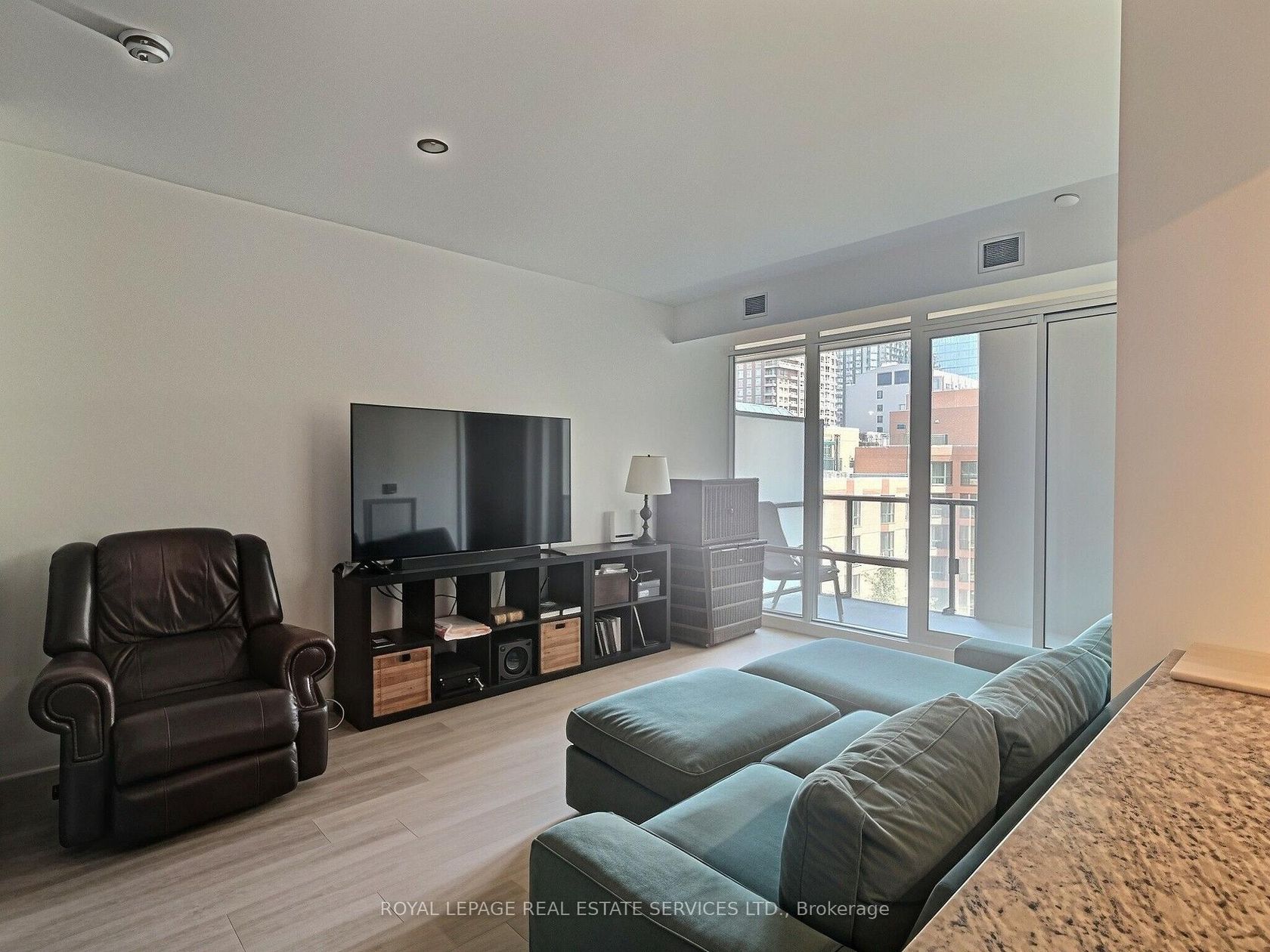 701 - 1 Bedford Road, Annex, Toronto 