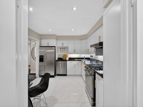 Photo 12 at 115 Scenic Mill Way, Windfields, Toronto