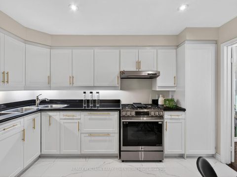 Photo 15 at 115 Scenic Mill Way, Windfields, Toronto