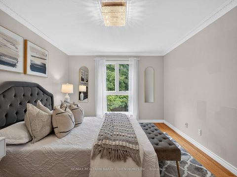 Photo 22 at 115 Scenic Mill Way, Windfields, Toronto
