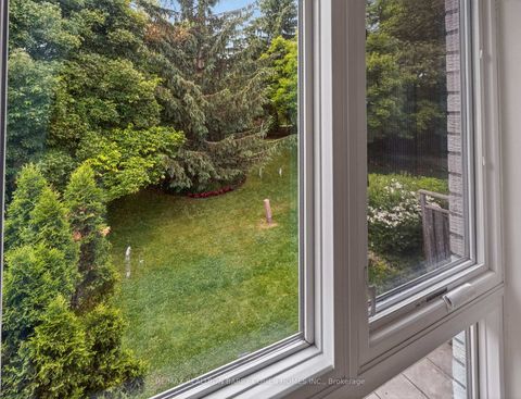 Photo 25 at 115 Scenic Mill Way, Windfields, Toronto
