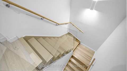 Photo 16 at 111 - 27 McMahon Drive, Bayview Village, Toronto