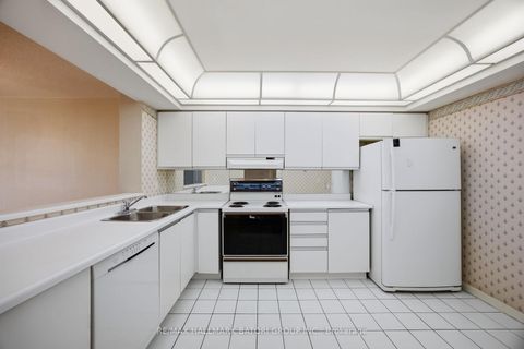 Photo 4 at 514 - 1121 Steeles Avenue W, Branson, Toronto
