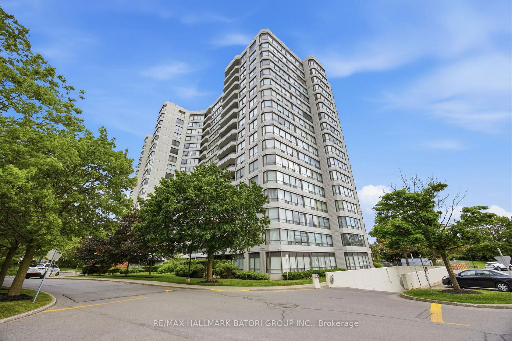 514 - 1121 Steeles Avenue W, Branson, Toronto photo number 2