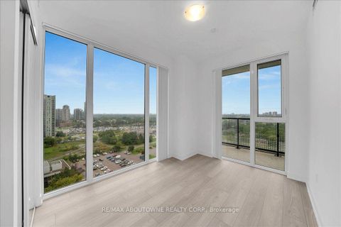 Photo 15 at 1623 - 5858 Yonge Street, Newtonbrook West, Toronto