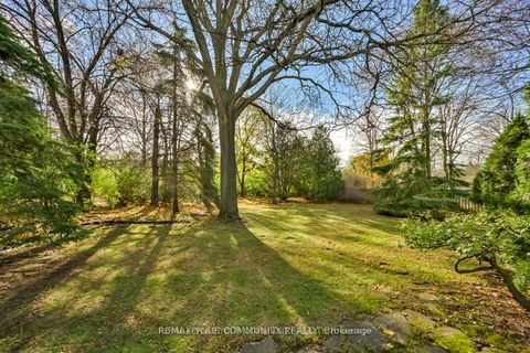Photo 9 at 23 Denham Drive, South Richvale, Richmond Hill