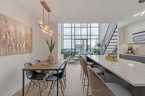 Photo 5 at 407 - 5 Hanna Avenue, Niagara, Toronto