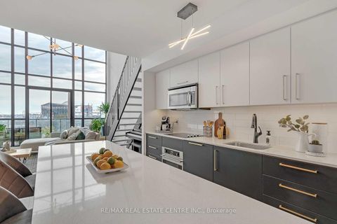 Photo 8 at 407 - 5 Hanna Avenue, Niagara, Toronto