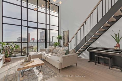 Photo 14 at 407 - 5 Hanna Avenue, Niagara, Toronto