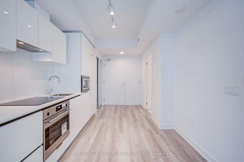 Photo 10 at 2907 - 238 Simcoe Street, Chinatown, Toronto