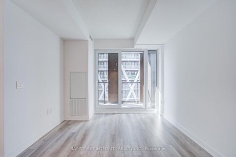 Photo 12 at 2907 - 238 Simcoe Street, Chinatown, Toronto