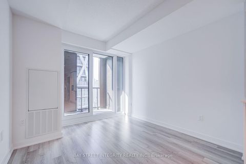 Photo 13 at 2907 - 238 Simcoe Street, Chinatown, Toronto