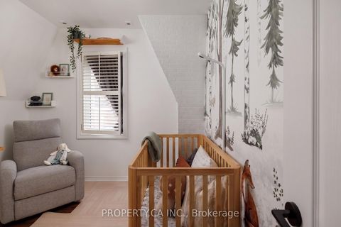 Photo 10 at 819 - 12 Sudbury Street, Niagara, Toronto