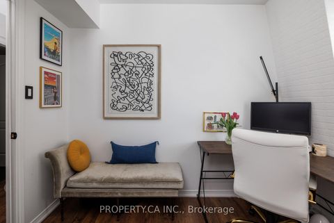 Photo 12 at 819 - 12 Sudbury Street, Niagara, Toronto