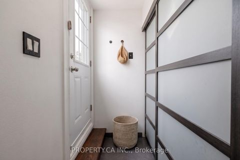 Photo 14 at 819 - 12 Sudbury Street, Niagara, Toronto
