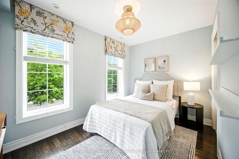 Photo 12 at 2110 Bayview Avenue, York Mills, Toronto