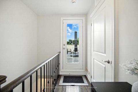 Photo 18 at 2110 Bayview Avenue, York Mills, Toronto